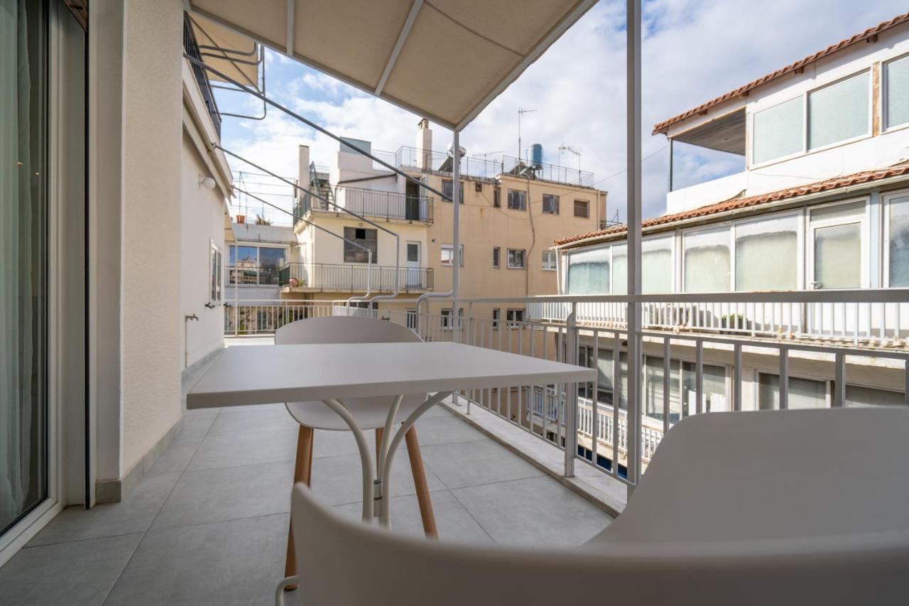 Athens Experience In Exarchia, Big Terrace Apartment Bagian luar foto