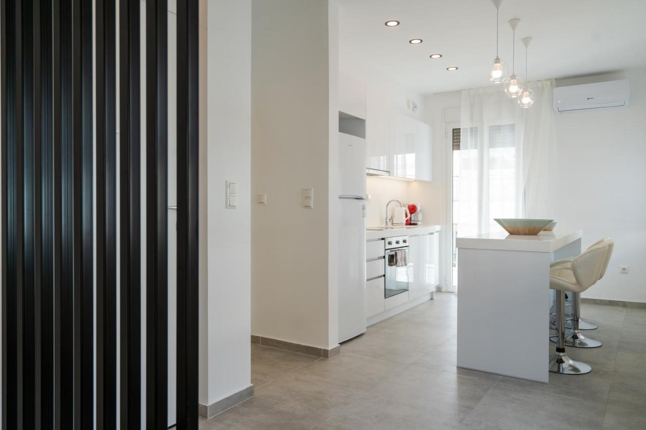 Athens Experience In Exarchia, Big Terrace Apartment Bagian luar foto