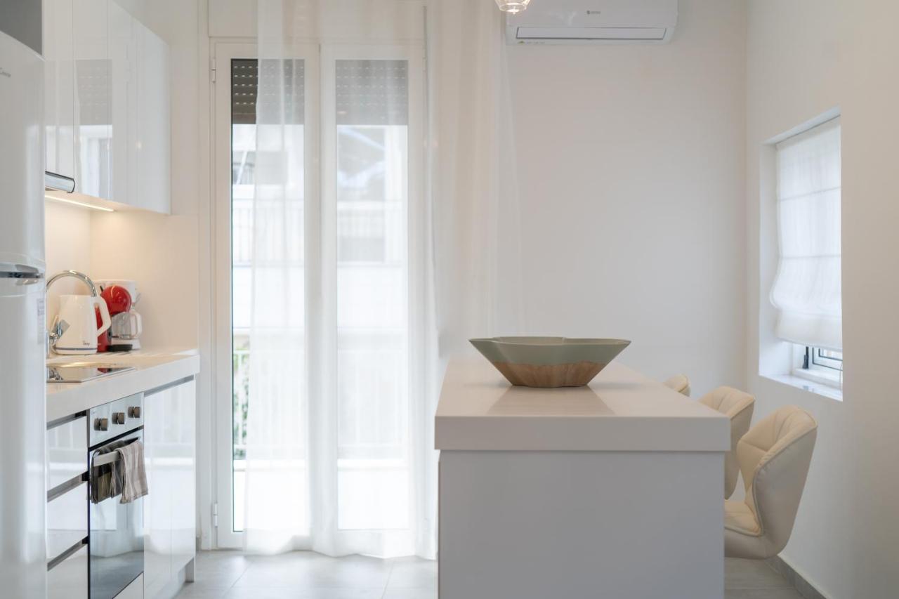 Athens Experience In Exarchia, Big Terrace Apartment Bagian luar foto